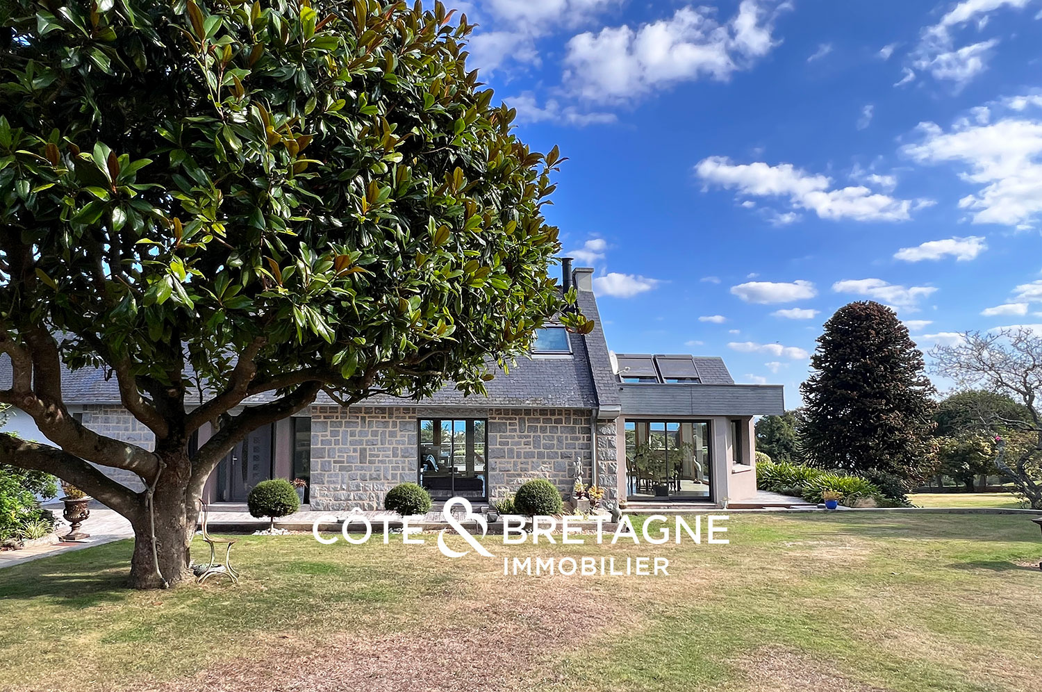 Agence immobilière de COTE ET BRETAGNE IMMOBILIER