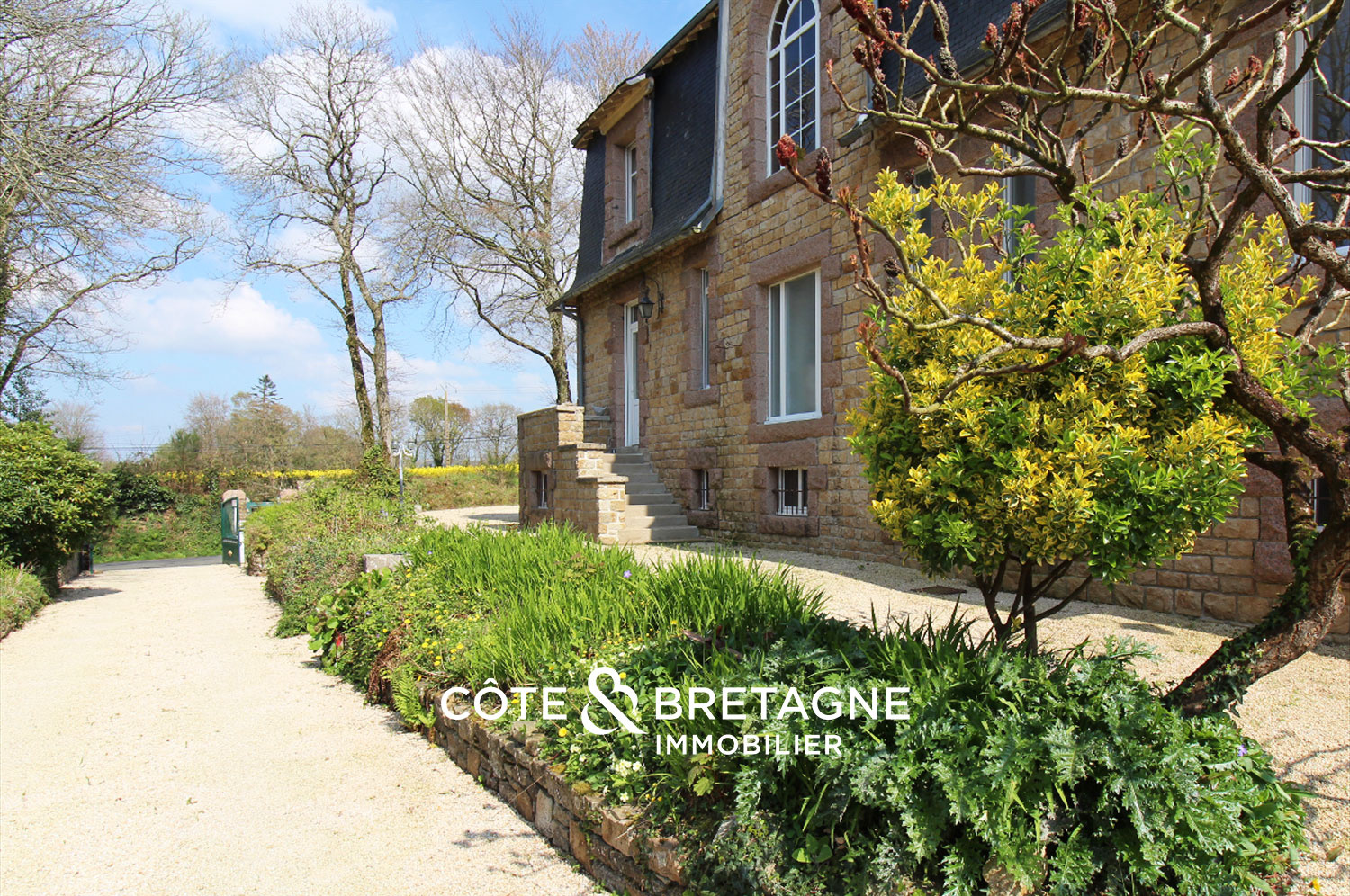 Agence immobilière de COTE ET BRETAGNE IMMOBILIER