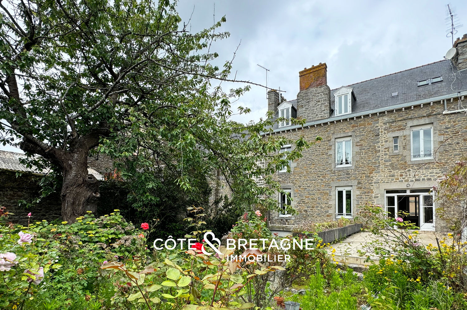 Agence immobilière de COTE ET BRETAGNE IMMOBILIER